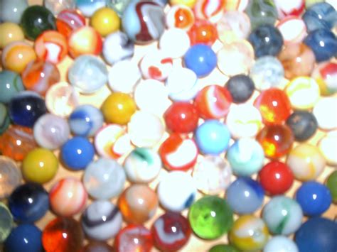 Over 200 Glass And Machine Made Marbles Collectors Weekly