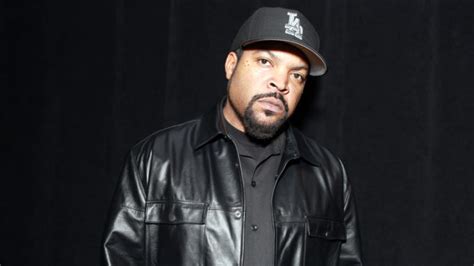 Ice Cube Shares Artwork For New Album Everythangs Corrupt Hiphop N More
