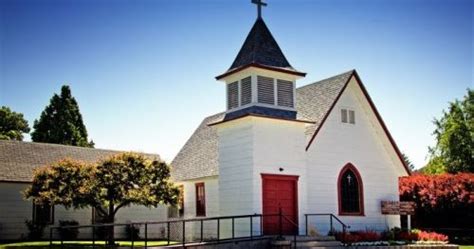 Salah satu tema kosakata yang paling umum digunakan adalah kosakata keluarga bahasa inggris. √Pengertian Panggilan Gereja | 3 Tugas Panggilan Gereja di ...