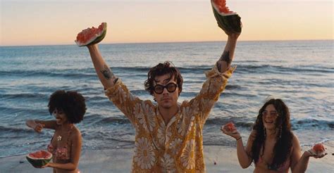 See, youtube isn't just visual, we have to listen to these videos too. Harry Styles Radiates Sex in 'Watermelon Sugar' Music Video