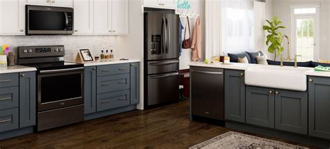 How to match appliances and kitchen cabinets colors Black and white