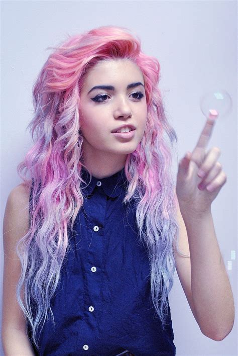 Tumblr is a place to express yourself, discover yourself, and bond over the stuff you love. Gradient ombré hair purple/pink/blue beach curly hair # ...