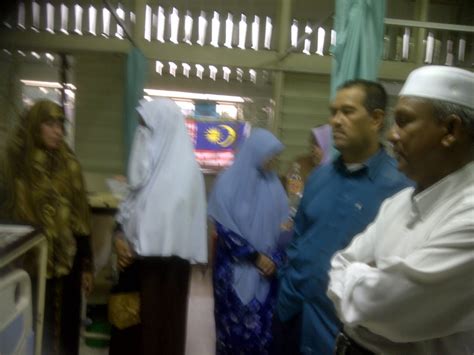 The address and contact number of hospital tengku ampuan rahimah is also used for hospital tengku ampuan rahimah waktu melawat, hospital tengku ampuan rahimah sebut harga. Dr Shafie Abu Bakar: Melawat Saiful Anwar Anak AJK Lajnah ...
