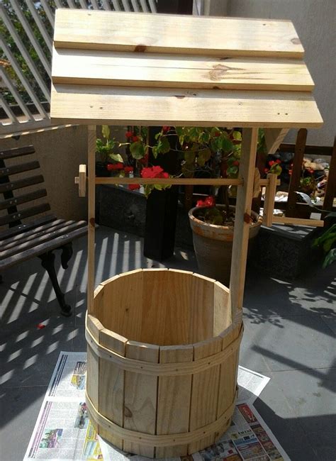 Wood wishing well bloom planter made by. How to build a wooden wishing well | BuildEazy in 2020 ...