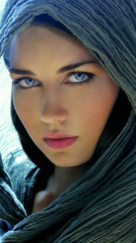 Pin By Sameh Smoussa On Volti Stunning Eyes Beauty Arab Beauty