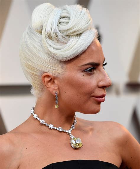 Lady Gaga S Diamond Necklace Was Worth What