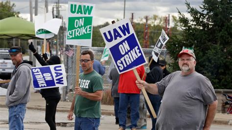Uaw Letter To Gm Indicates That Strike Wont End Quickly Ctv News