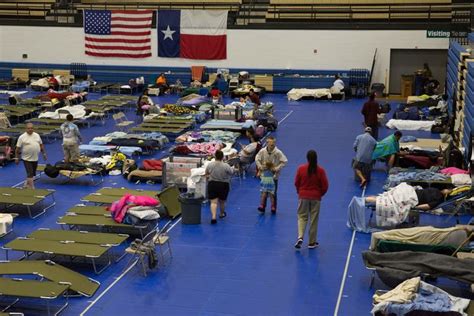 Texas Inmates Donate 53000 To Aid Hurricane Harvey Victims Huffpost Good News