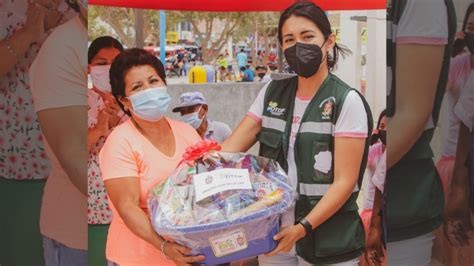 Premian Con Canastas De Víveres A Vecinos Paiteños Que Reciclan Walac