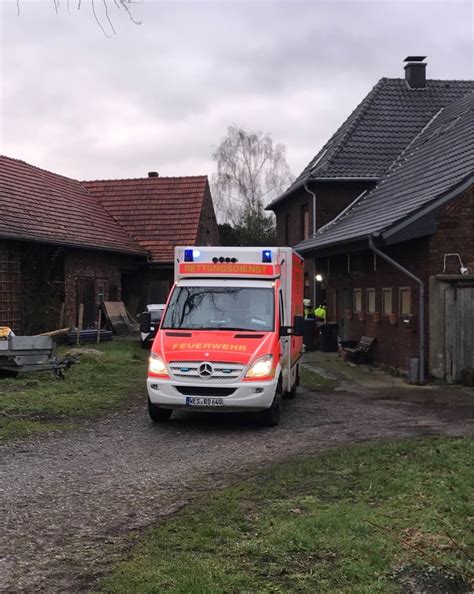 51 wohnungen 15 büros 125 häuser. FW-Schermbeck: Person in verschlossener Wohnung | Presseportal