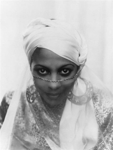 19 vintage photos that celebrate black women s beauty vintage black glamour black beauty