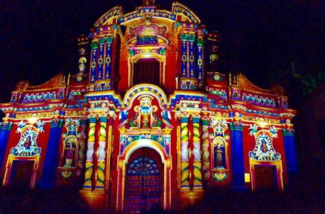 Jueves, 23 de enero de 2020. Quito Light Festival 2016 | Bags & Maps