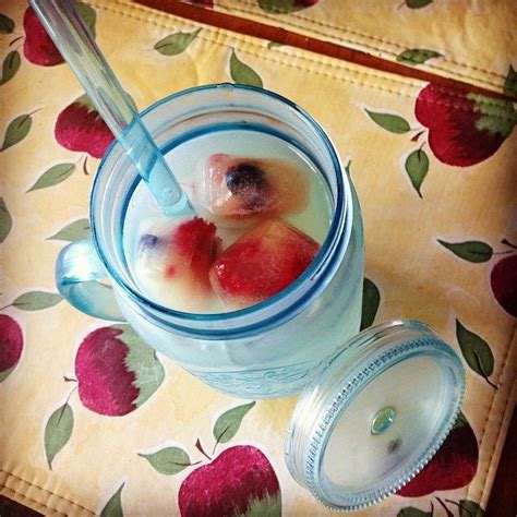 Consider doubling this time or even letting them freeze overnight. 11 Things You Can Freeze in an Ice Cube Tray (With images ...