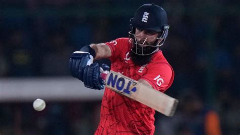 Moeen Ali Hits Half Century As England Leave Pakistan Stiff Chase In Second T20