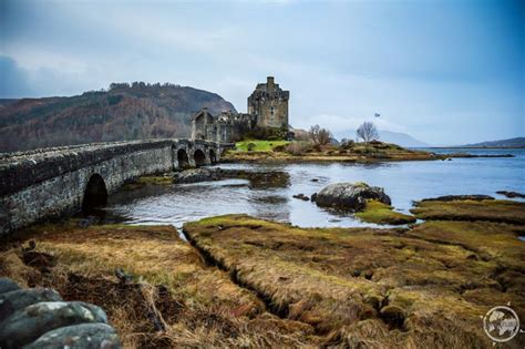 the most beautiful castle in scotland the eilean donan places in scotland beautiful castles