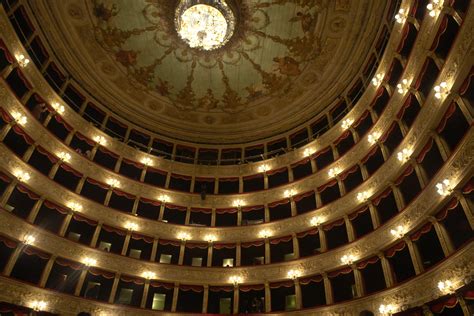 Teatro Argentina Di Roma Storia E Curiosità Teatro Per Tutti