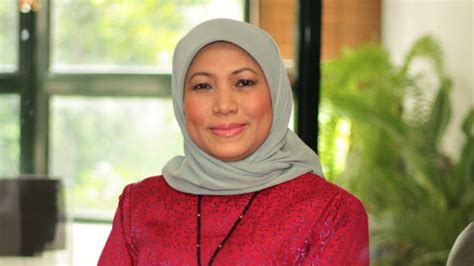 Menteri ini disokong oleh timbalan menteri pelancongan, kesenian dan kebudayaan iaitu (kosong). MALAYSIA-JEPUN BINCANG KERJASAMA RANCAKKAN INDUSTRI ...