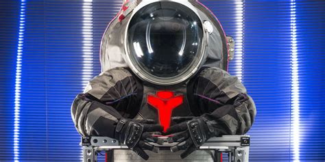 Nasas Next Generation Of Spacesuits Look Fly As Hell Inverse