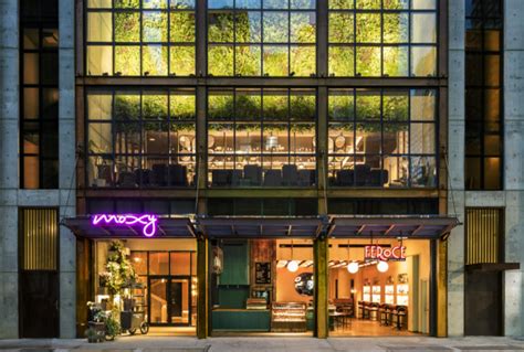 Hotel Review Moxy Chelsea Provides Guests A Cozy Masterfully Designed