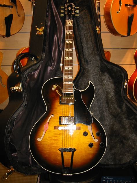 Gibson Vintage Archtop Guitar | Guitars 'n Jazz