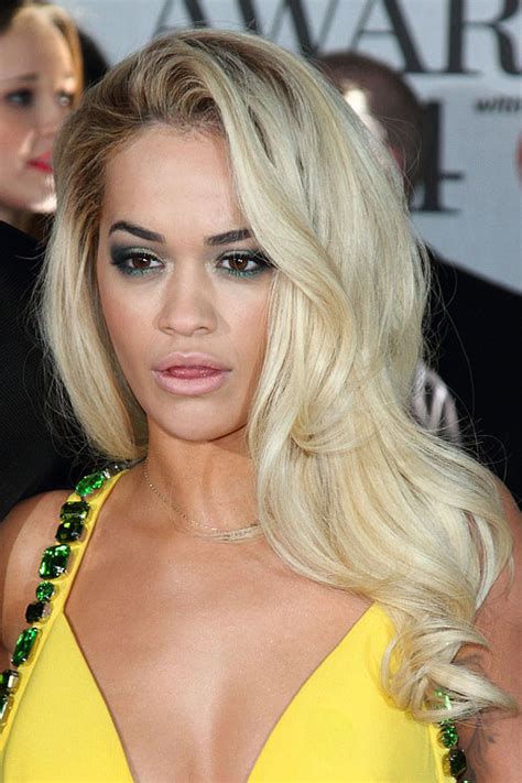 Hair inspo pretty hairstyles hair goals. Rita Ora Wavy Golden Blonde Side Part Hairstyle | Steal Her Style