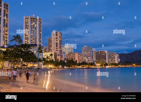 Sunset Beach Oahu Hi Res Stock Photography And Images Alamy