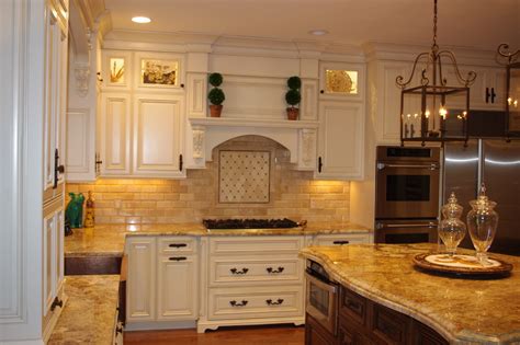 Cabinet solutions is a st. Calderon - Traditional - Kitchen - St Louis - by Lanfords ...