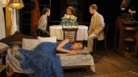 The Glass Menagerie Theatre Reviews