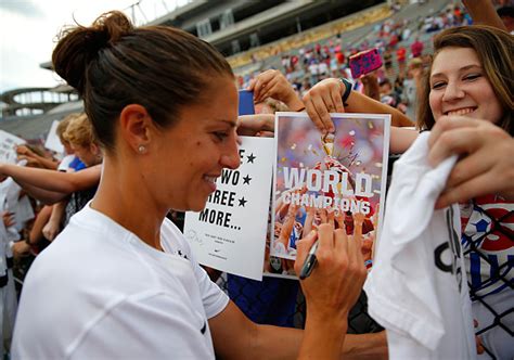 Uswnt Stars Talk College Gameday Experience