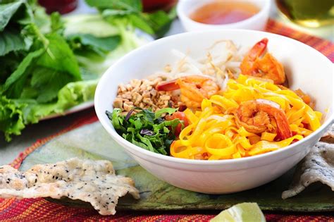 Bóng đá nữ việt nam. A True Taste of Mi Quang - News - Chiếc Thìa Vàng