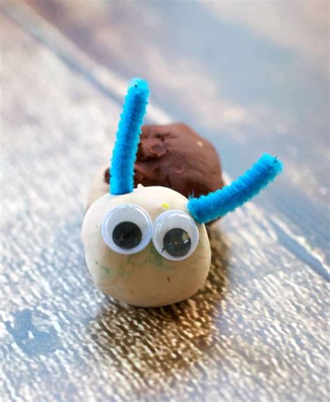 Summer Craft For Kids Wacky Bugs The Seasoned Mom