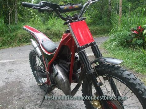 Merunut dari sejarahanya, rx spesial adalah pendahulu rx king yang juga mendapat sambutan yang hangat dari masyarakat indonesia kala itu. Modifikasi Yamaha Rx Spesial 2014