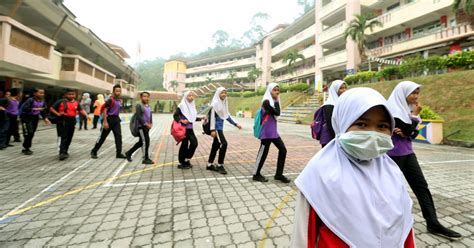 The haze phenomenon has cause health problem to so they come up with the solution to cooperate with indonesia to decrease and detect the causes of haze. Penang schools ordered to close as haze worsens | New ...