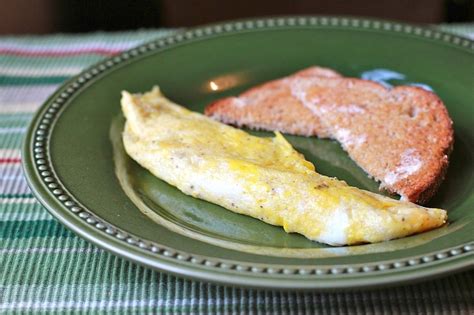 Julia Childs Omelet Roulée To Honor Her 100th Birthday Video Is There
