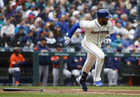 Corey Brocks Mariners Mailbag Part Ii What Was Seattles Best Offseason Move The Athletic