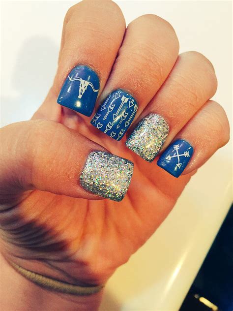 Western Themed Nails With Arrows Rodeo Nails Country Nails Girls Nails