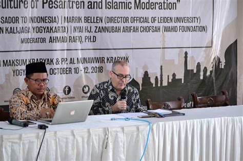 Duniawi juga mereka mencari keuntungan rohani yaitu dengan menyiarkan islam. Prof. Marrik Bellen: Contoh Moderasi Islam di Indonesia ...