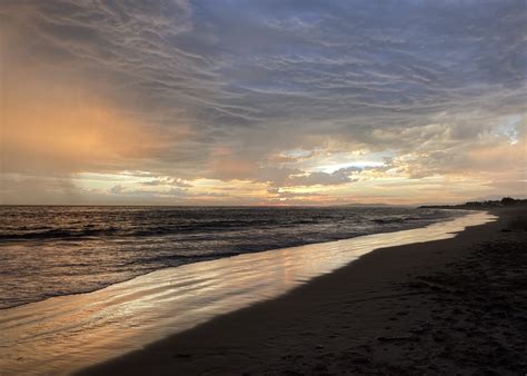 Padaro Beach Santa Claus Beach In Carpinteria Ca California Beaches