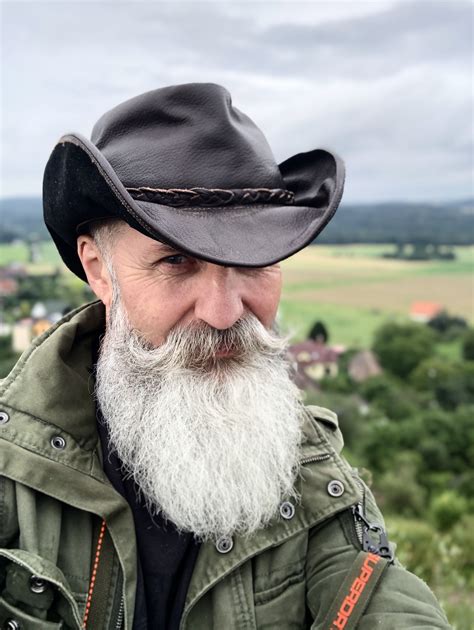 Pin By Lichtacek On Beards Old Man With Beard Beard Beard Styles
