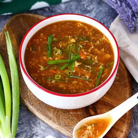 15 Minute Chinese Hot And Sour Soup Chili To Choc