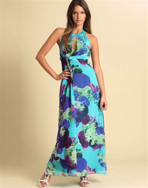 Neutral colors such as brown, beige, black and white match with most colors. How to Wear the Color Turquoise