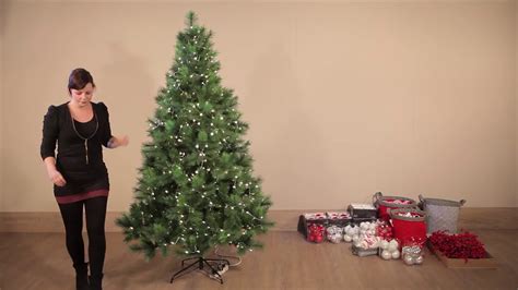 How to Decorate your Christmas Tree - YouTube
