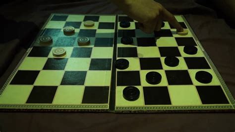 How To Play Draughts Williams Alameida