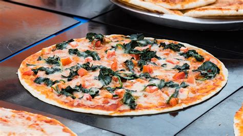 6931 gravois, st louis, missouri 63116. St. Louis food | Best St. Louis-style pizza | 11alive.com