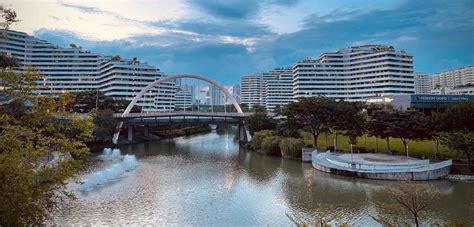 Meanwhile, singapore also raised its security alert level and stepped up security measures, border these attacks show that no country is immune, even when there is a state of heightened security. 8 things you can still do in Singapore this Phase 2 ...