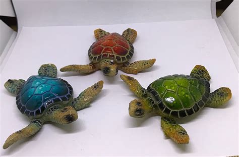 Set Of 3 Sea Turtle Figurines 325 Long Textured Etsy