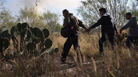 Number Of Undocumented Immigrants In Us Below 11m For First Time