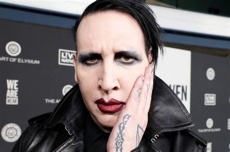 Marilyn Manson Wiki 2021 Net Worth Height Weight Relationship