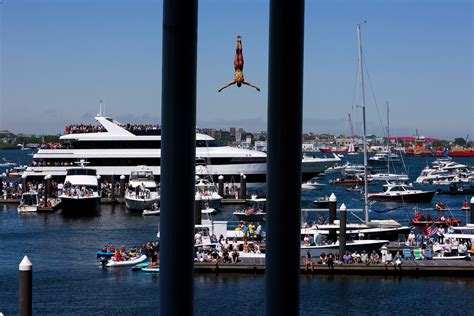 Photos Red Bull Cliff Diving World Series Makes Death Defying Return To Boston Trendradars Latest