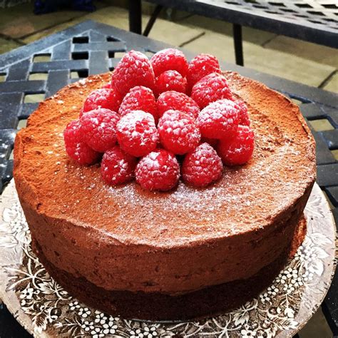 This vegan chocolate mousse is a fluffy, light and healthier mousse au chocolat made with aquafaba (vegan egg whites). Celebration Chocolate Mousse Cake - Mary Berry Recipe ...